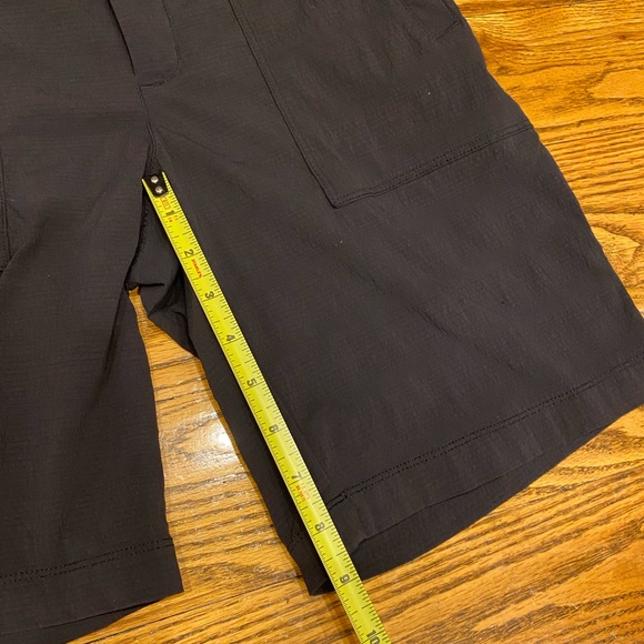 Athleta Trekkie North Bermuda Shorts - Size 2 - Picture 5 of 6